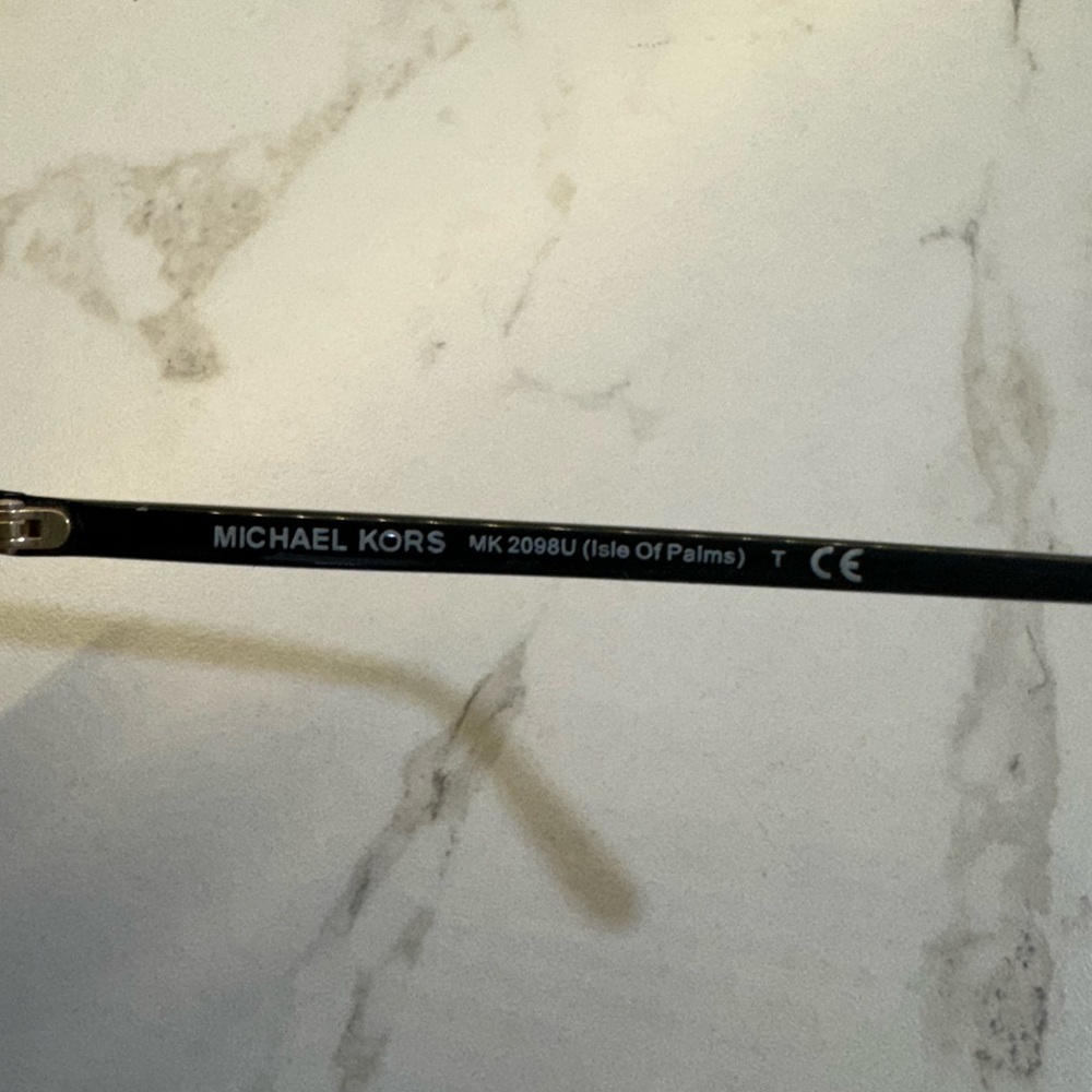 Michael Kors Polarized Sunglasses - Picture 3 of 4